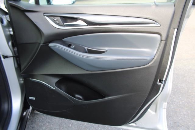 Used 2022 Buick Enclave Premium image 33