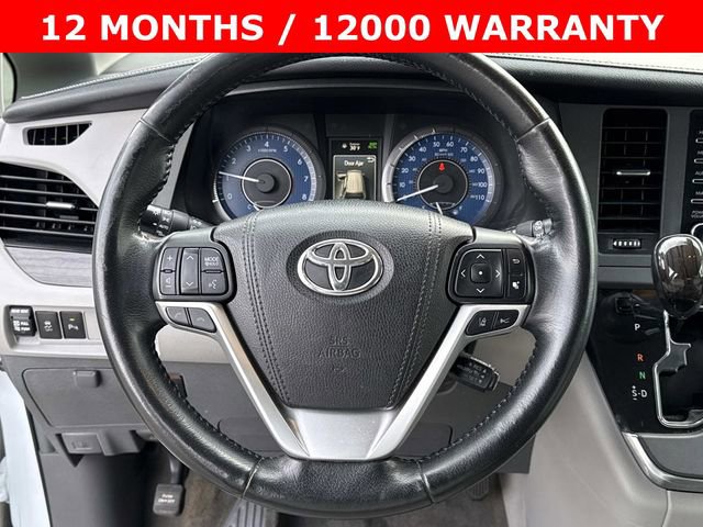 Used 2018 Toyota Sienna XLE w/ XLE Navigation Package image 19