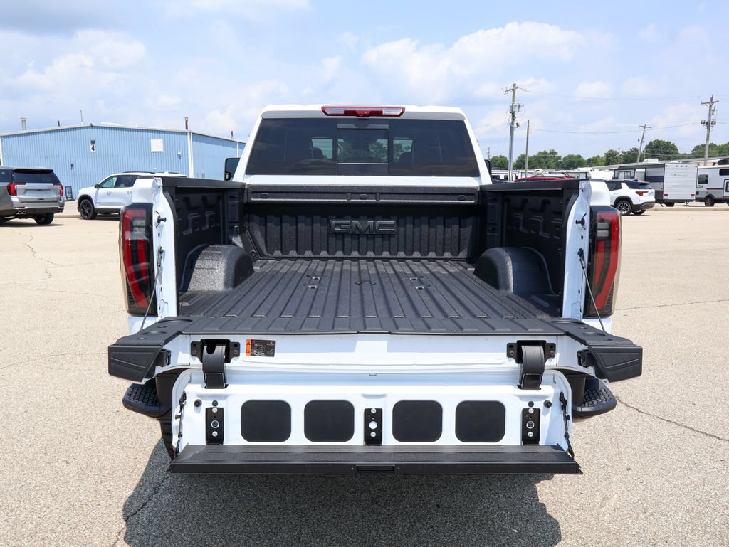New 2026 GMC Sierra 2500 AT4X w/ LPO, Black Badging Package AWD/4WD image 5