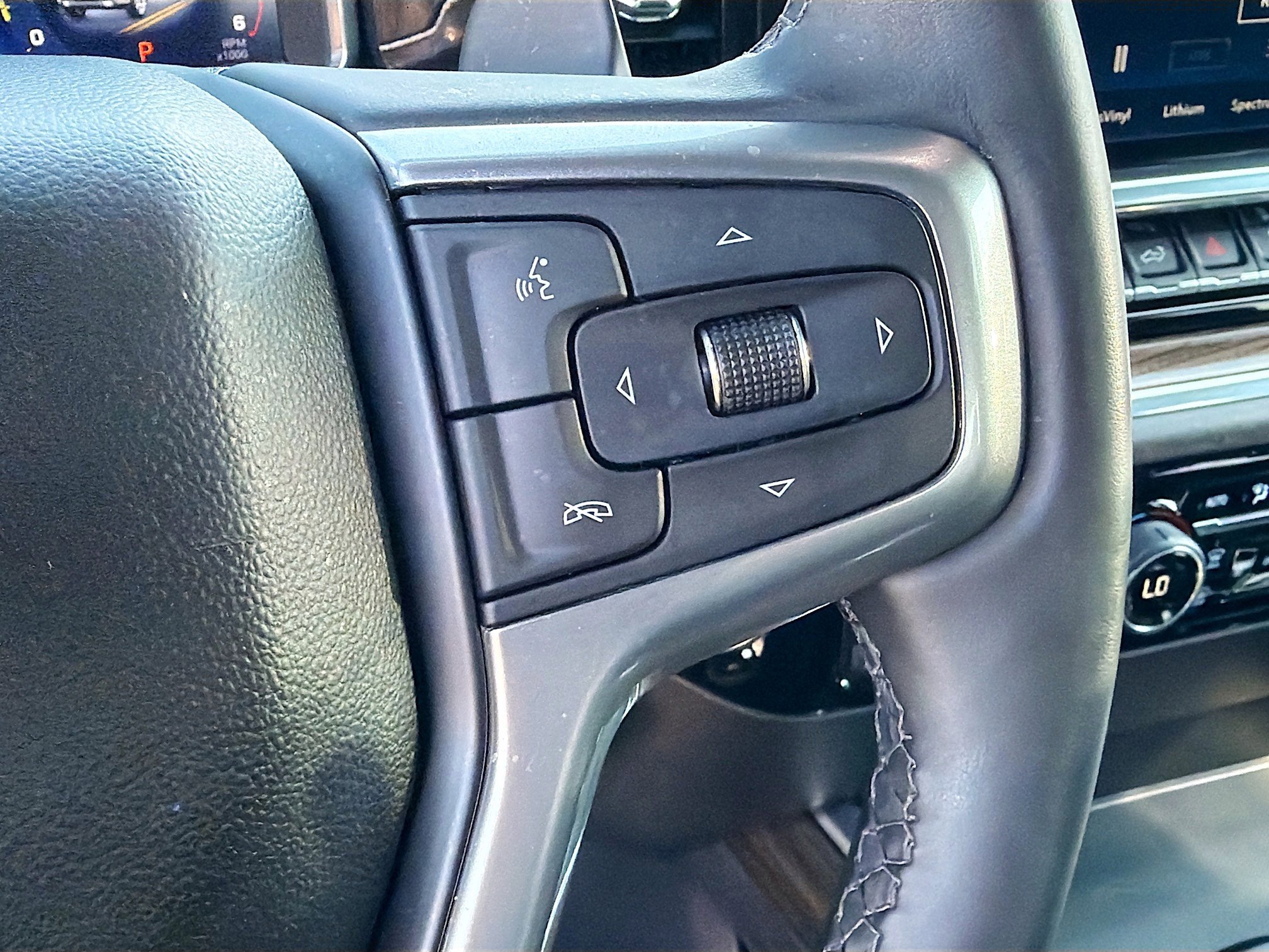 Used 2025 Chevrolet Silverado 1500 LT w/ Protection Package image 37