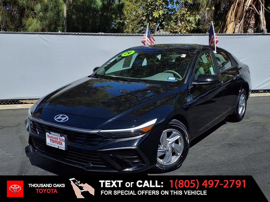 Used 2024 Hyundai Elantra SE