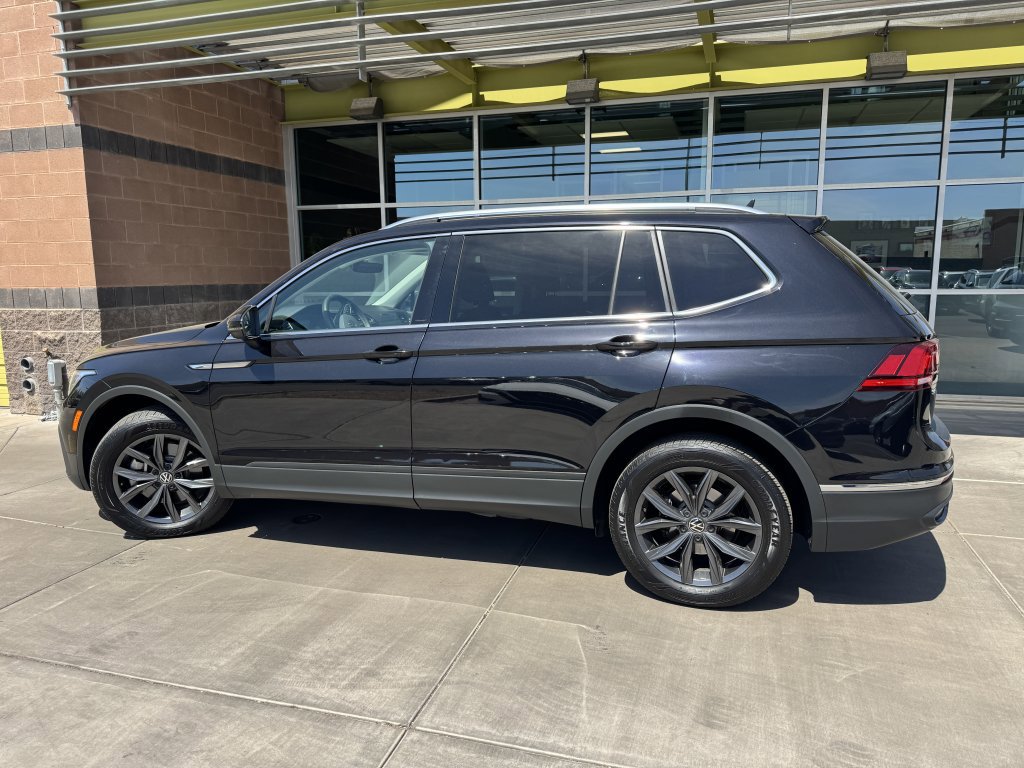 Used 2023 Volkswagen Tiguan SE image 5