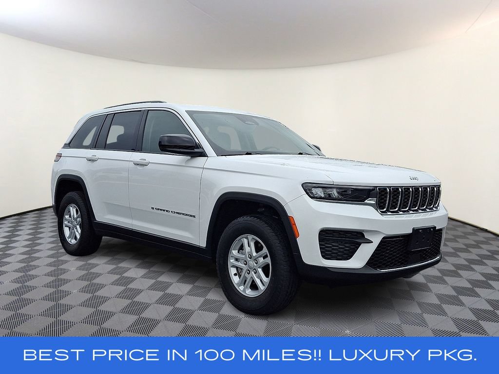 Used 2023 Jeep Grand Cherokee Laredo w/ Luxury Tech Group I AWD/4WD image 1