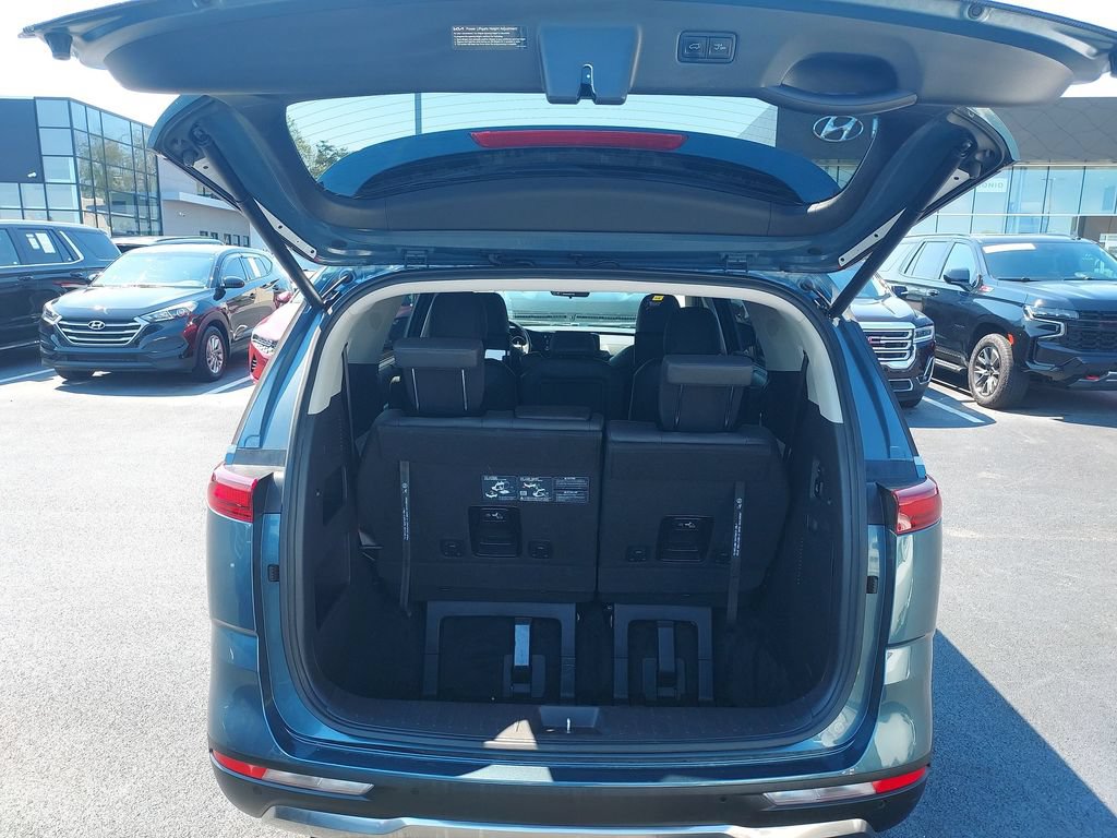 Certified 2024 Kia Carnival SX FWD image 30