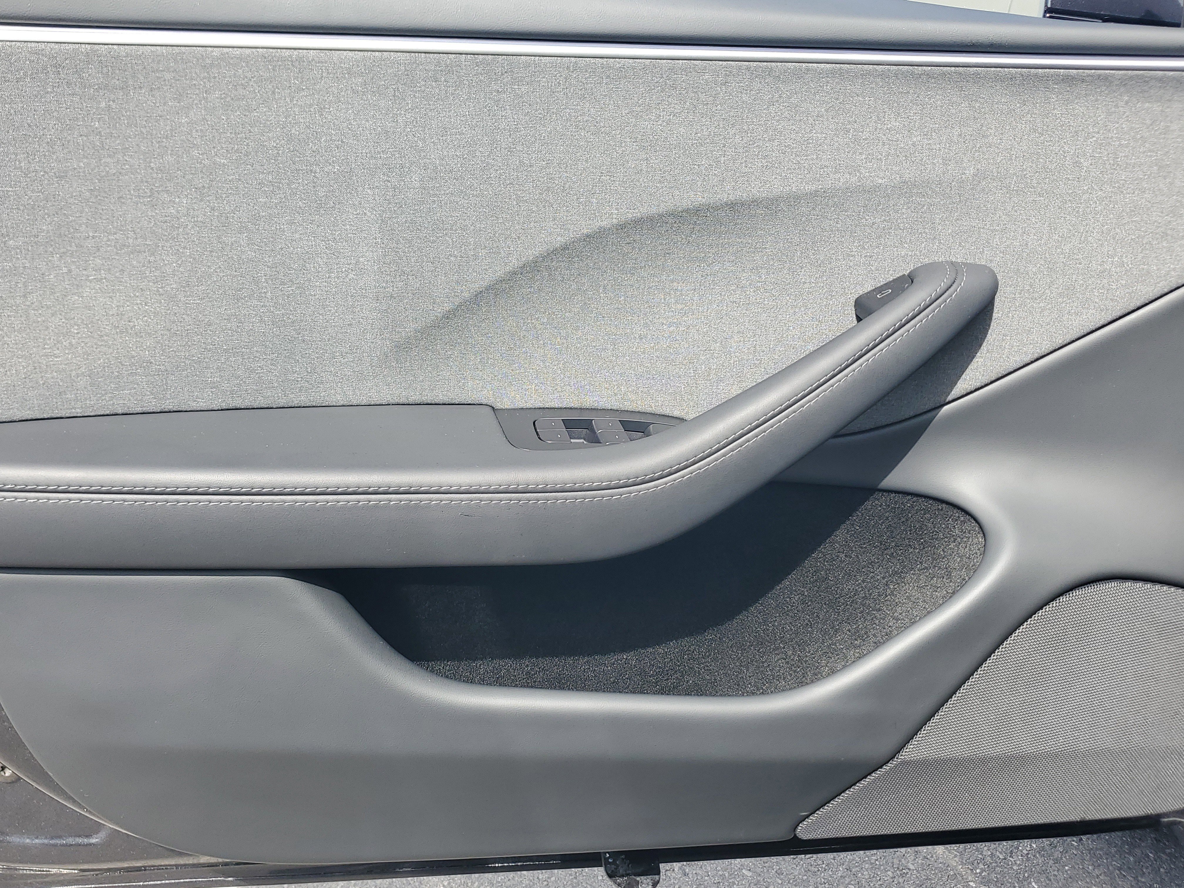 Used 2025 Tesla Model 3 Long Range image 24