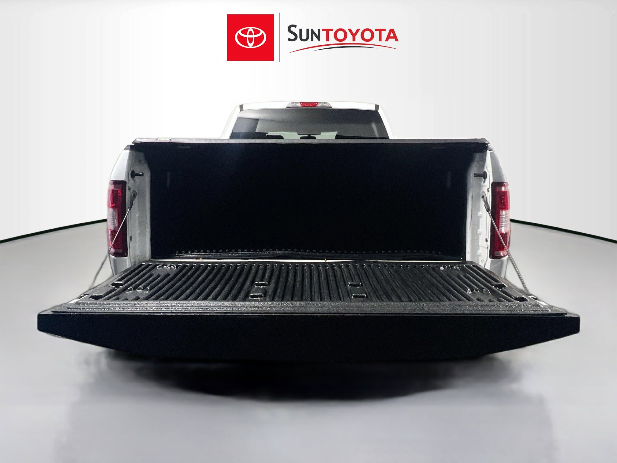 Used 2018 Ford F150 XLT image 33