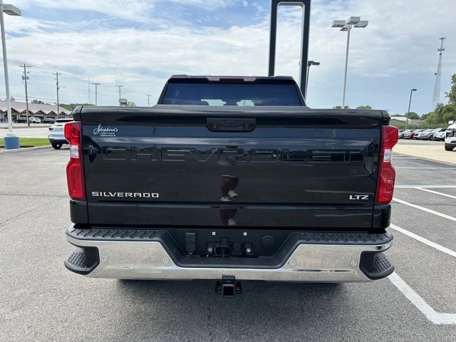 Used 2023 Chevrolet Silverado 1500 LTZ image 18