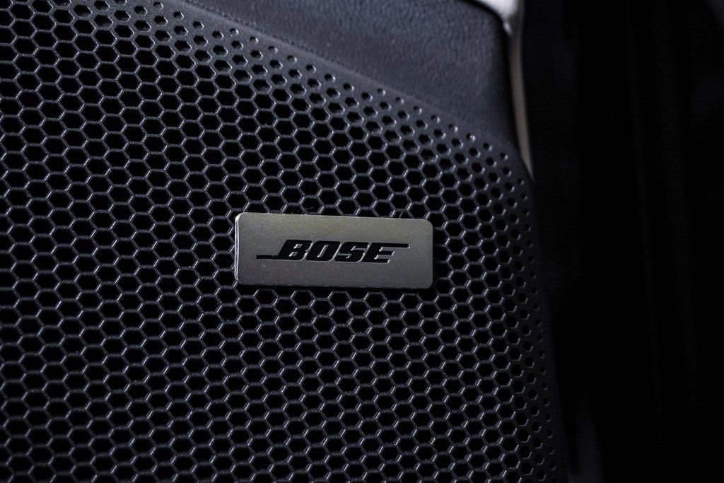 New 2025 Porsche Macan 4 Electric image 27