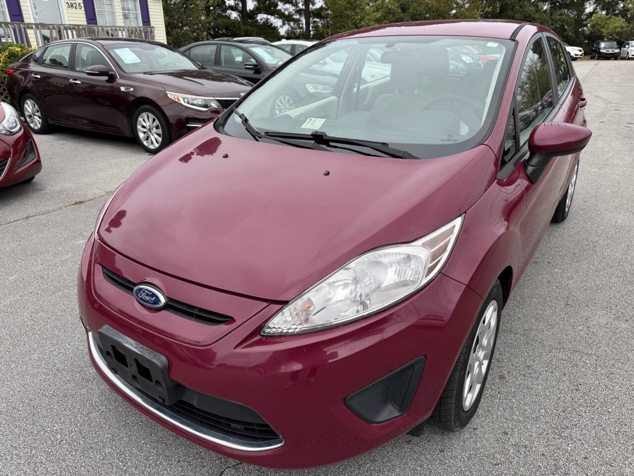 Used 2011 Ford Fiesta SE