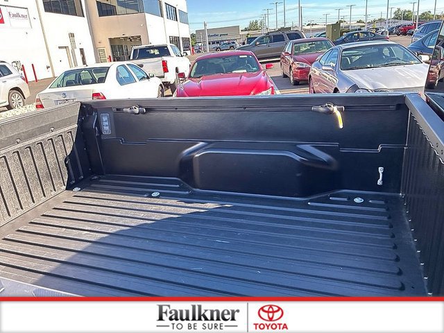 Certified 2023 Toyota Tacoma SR5 AWD/4WD image 26
