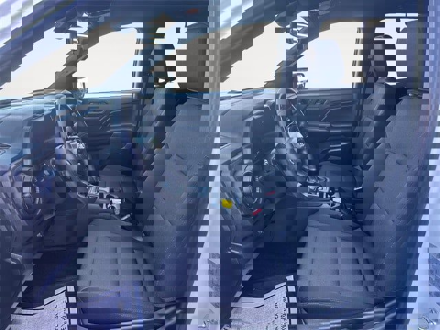 Used 2024 Chevrolet Colorado W/T image 9