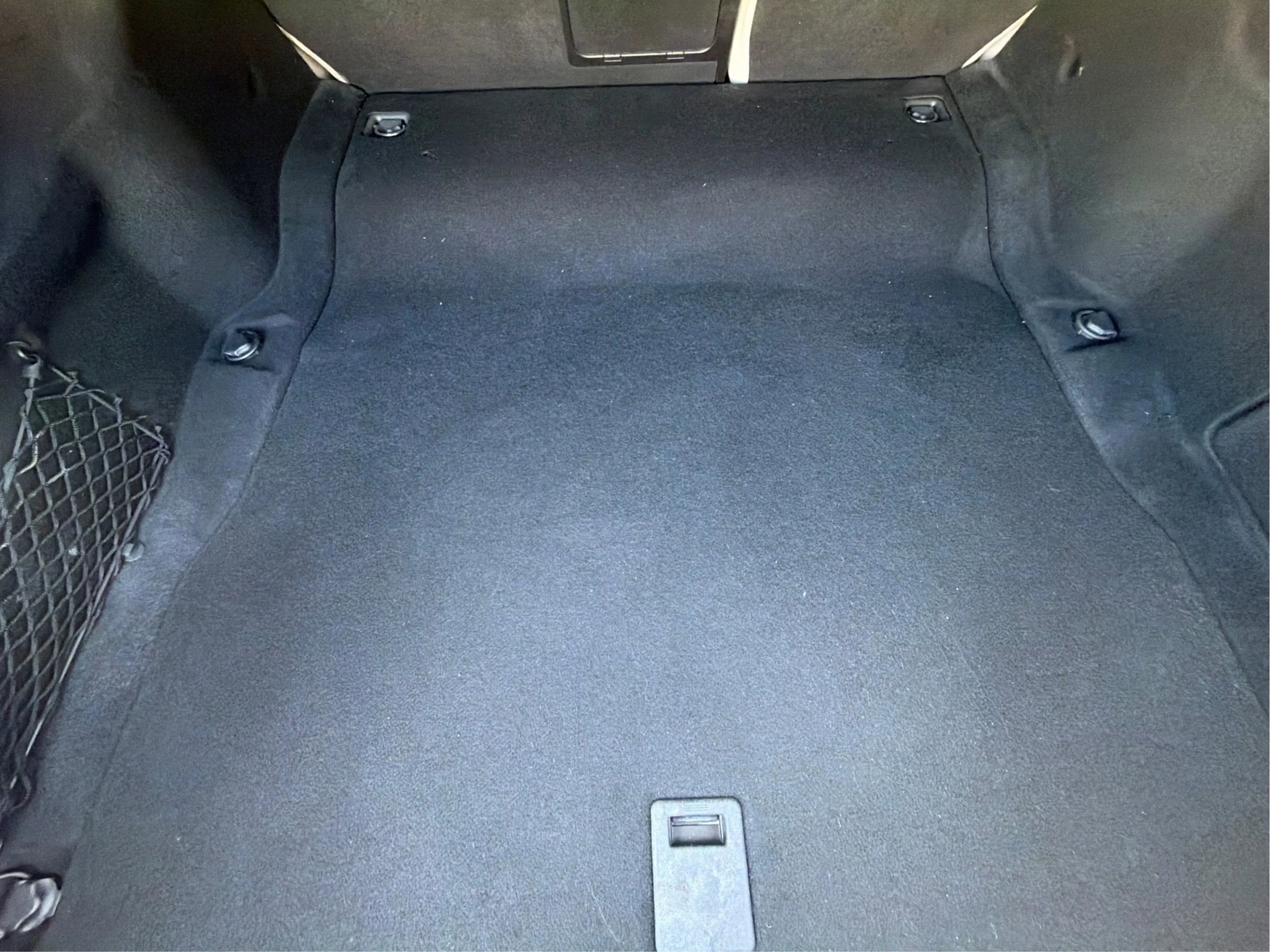 Used 2016 Mercedes-Benz E 250 Sedan image 24