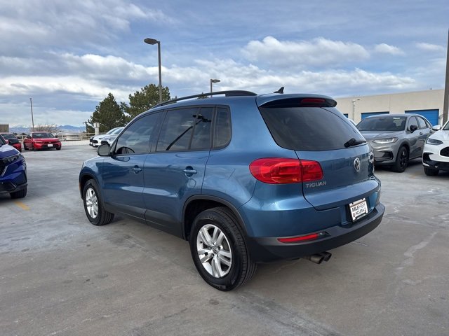 Used 2017 Volkswagen Tiguan S image 7