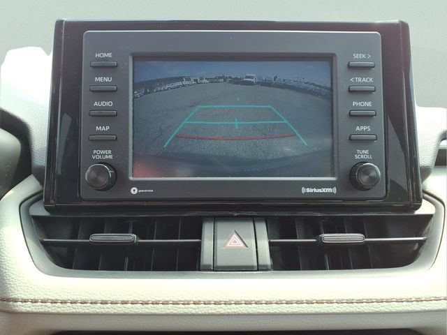 Used 2021 Toyota RAV4 XLE AWD/4WD image 19
