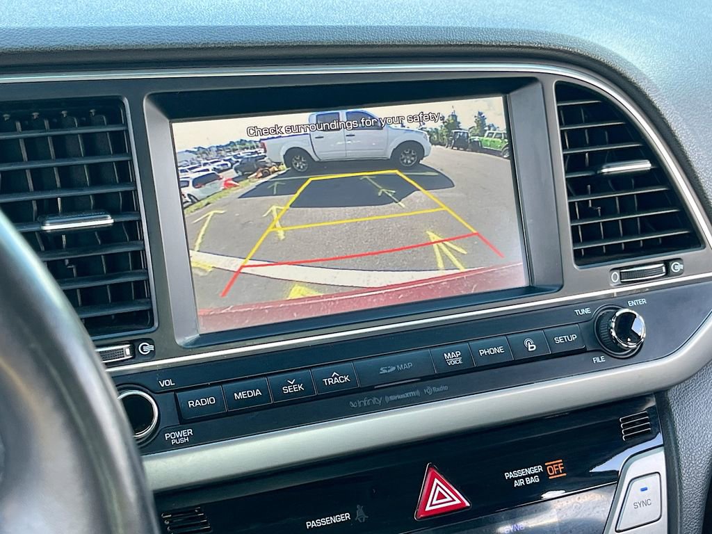 Used 2017 Hyundai Elantra Limited w/ Limited Tech Package 08 image 14