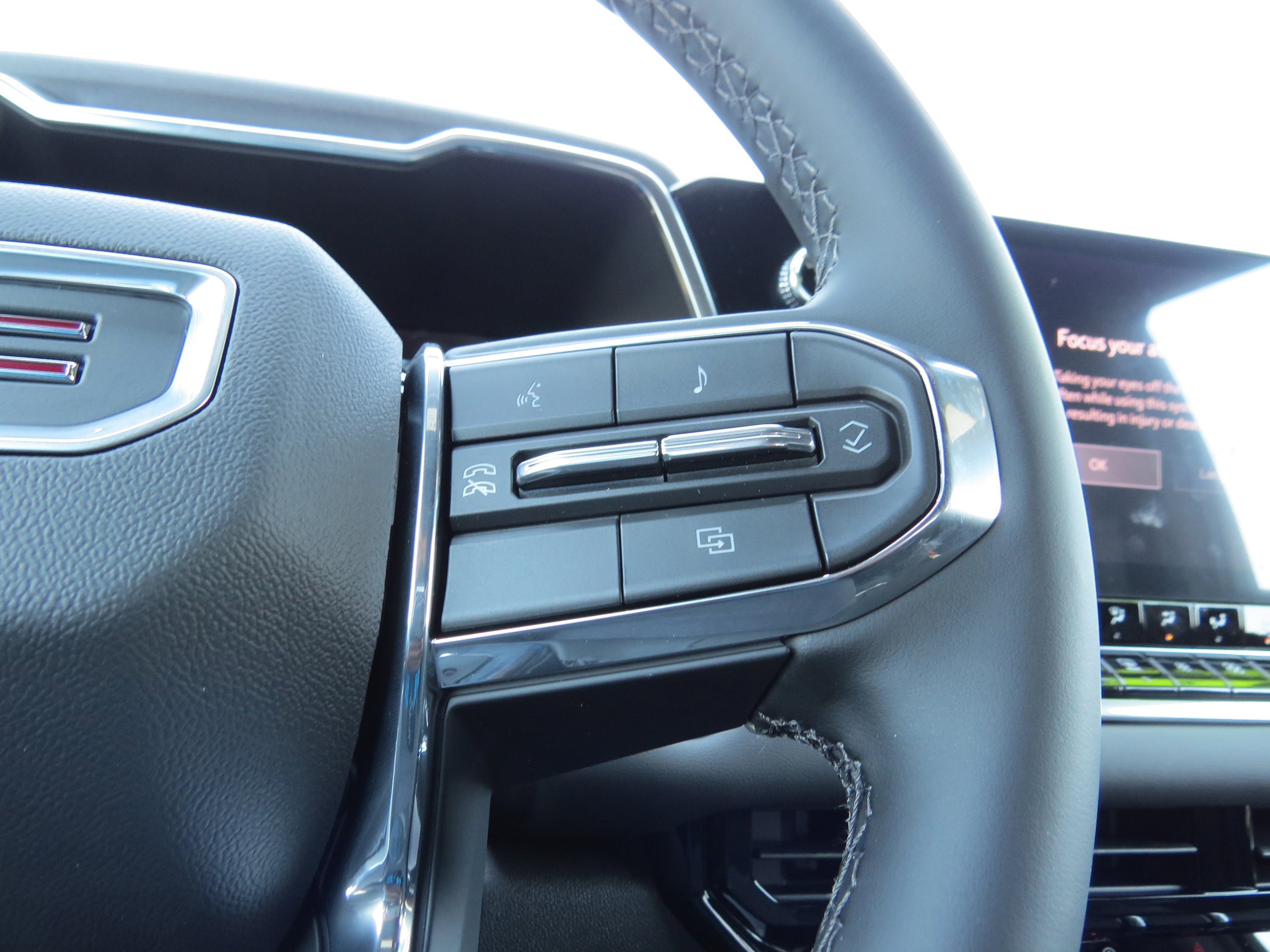 New 2026 GMC Canyon Elevation w/ Convenience Package image 21