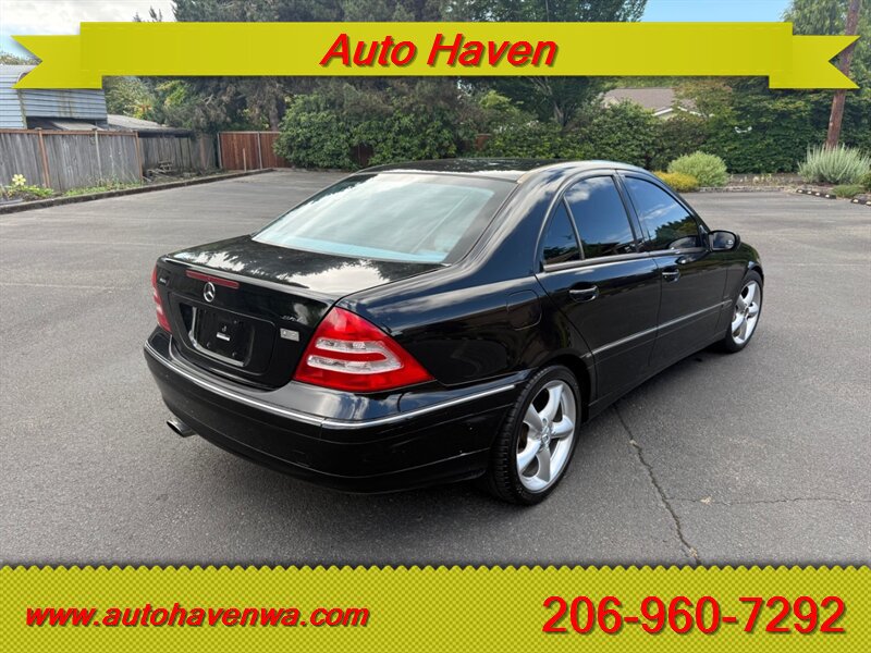 Used 2004 Mercedes-Benz C 230 Sedan image 4