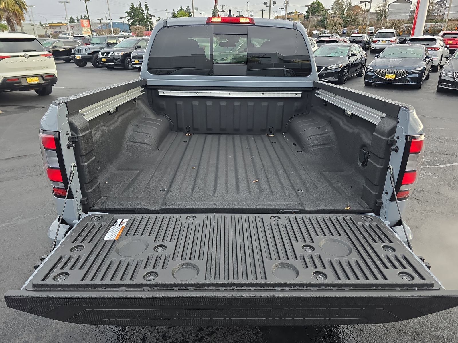 New 2026 Nissan Frontier PRO-4X w/ Pro-4x Convenience Package image 25