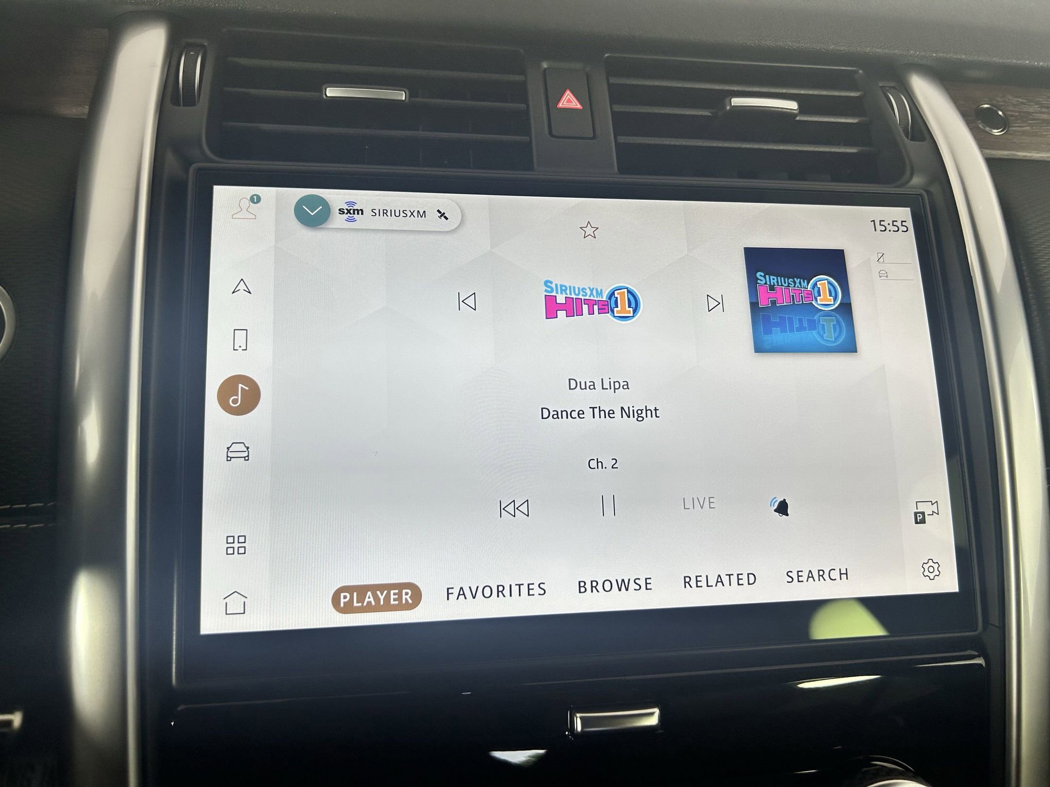 New 2025 Land Rover Discovery Dynamic SE image 22