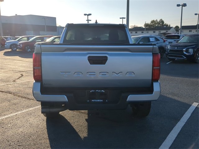 Used 2024 Toyota Tacoma SR5 image 5
