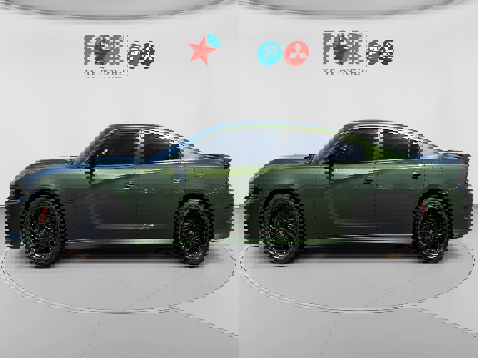 Used 2021 Dodge Charger R/T w/ Blacktop Package image 2