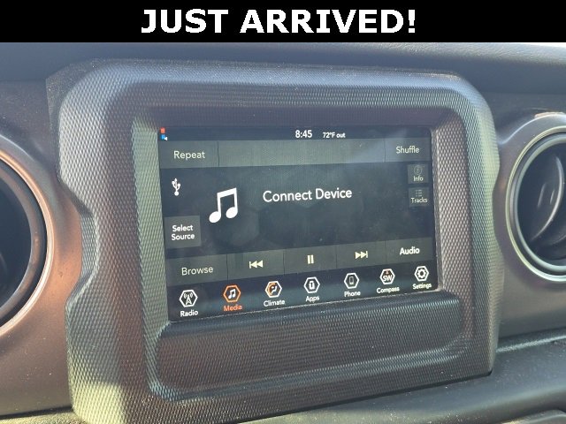 Used 2023 Jeep Wrangler Sport image 18