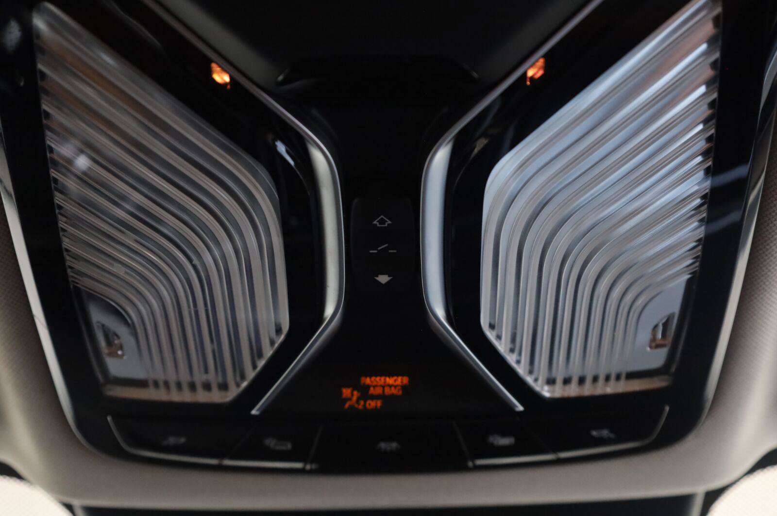 Used 2020 BMW X7 xDrive40i w/ Premium Package AWD/4WD image 40