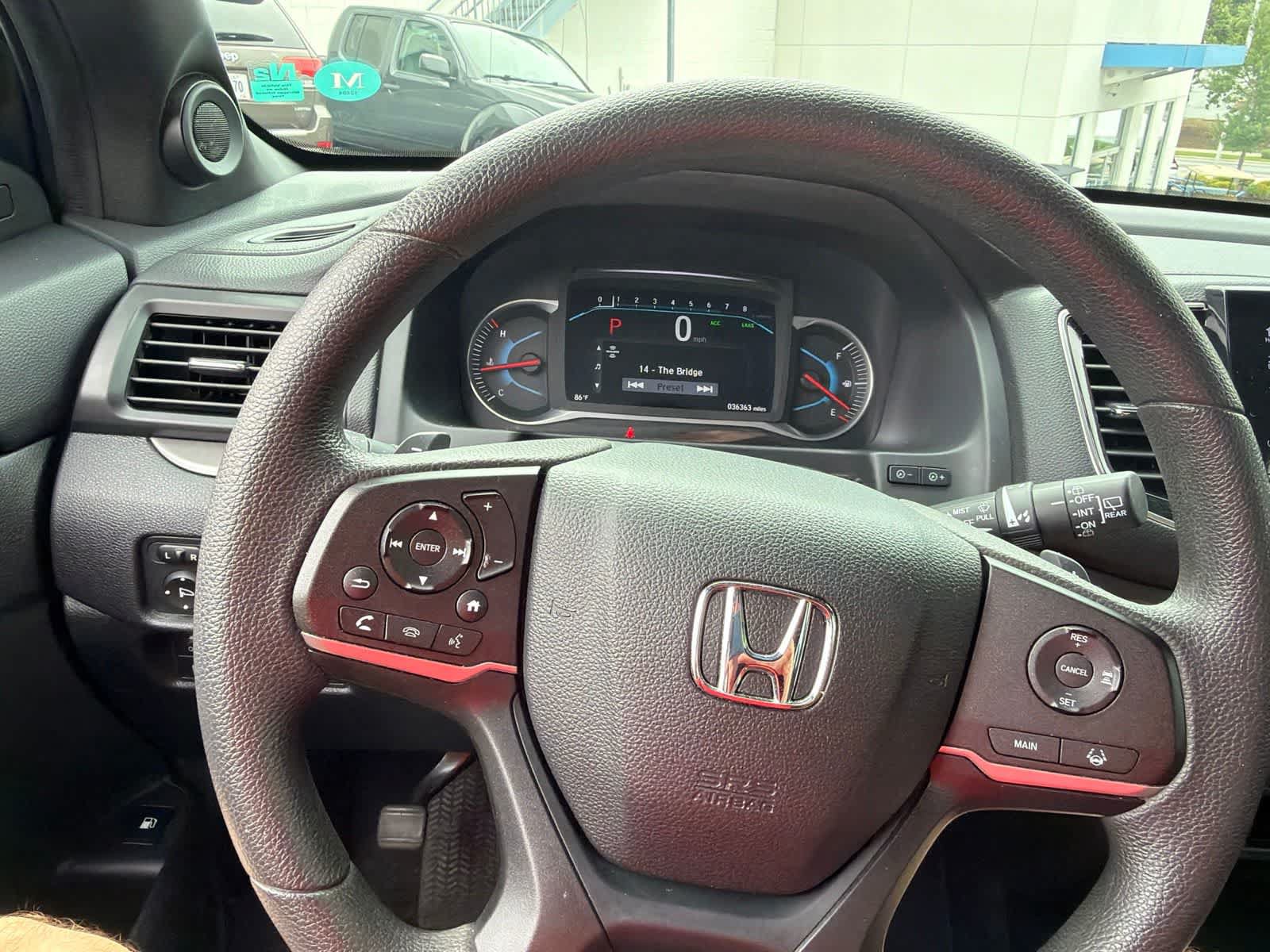 Used 2022 Honda Pilot Sport image 24