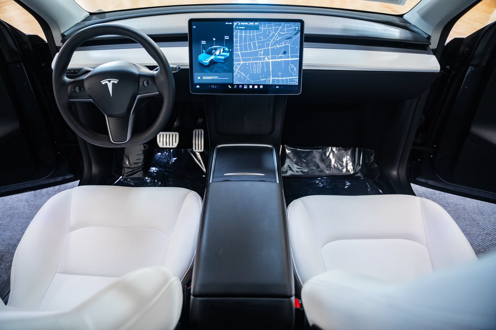 Used 2024 Tesla Model Y Performance AWD/4WD image 23
