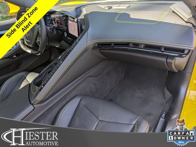Used 2025 Chevrolet Corvette Z06 w/ Stealth Interior Trim Package RWD image 38