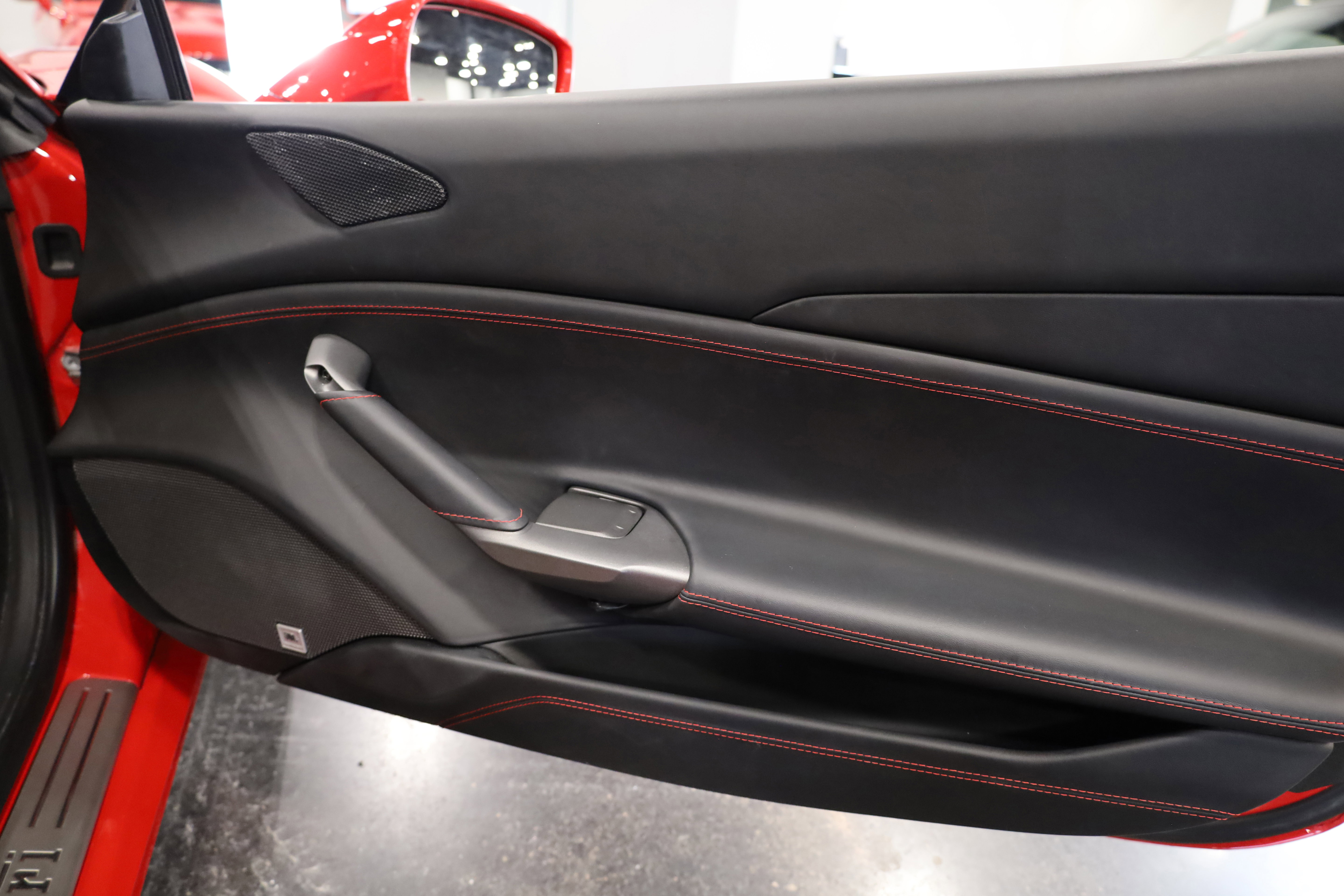 Used 2016 Ferrari 488 GTB image 35