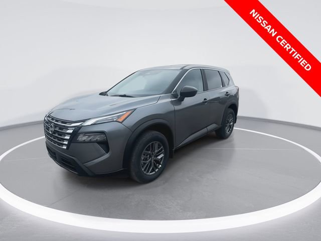 Certified 2025 Nissan Rogue S FWD image 4