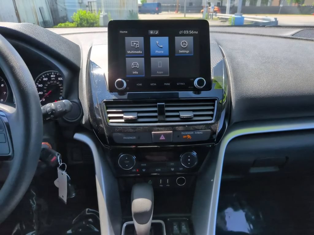 Used 2023 Mitsubishi Eclipse Cross LE AWD/4WD image 15
