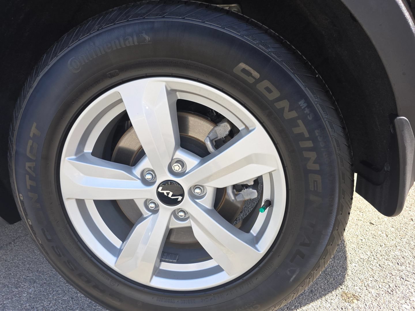 Used 2026 Kia Sorento LX FWD image 35