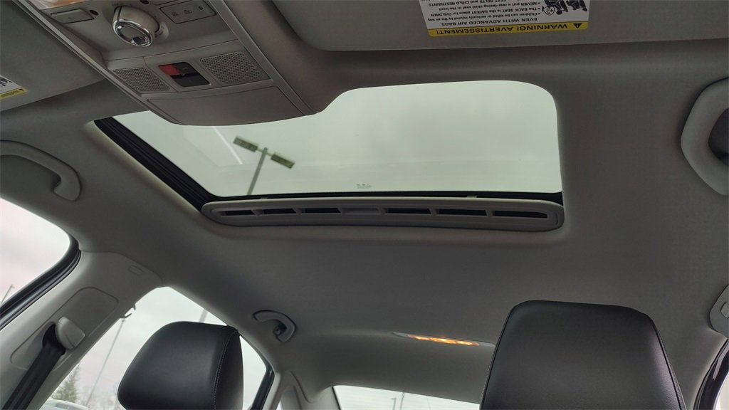 Used 2020 Volkswagen Passat 2.0T SEL image 27