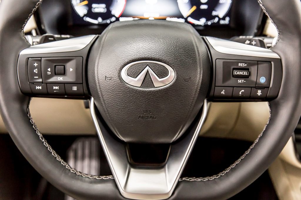Used 2023 INFINITI QX60 Sensory w/ Vision Package AWD/4WD image 27