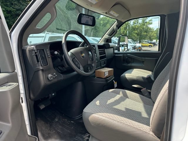 New 2026 Chevrolet Express 3500 w/ Power Convenience Package RWD image 10