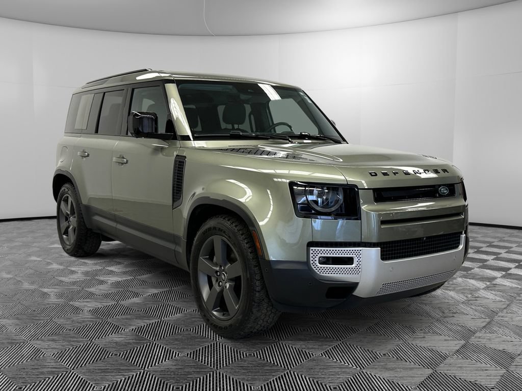 Used 2025 Land Rover Defender 110 S AWD/4WD image 7