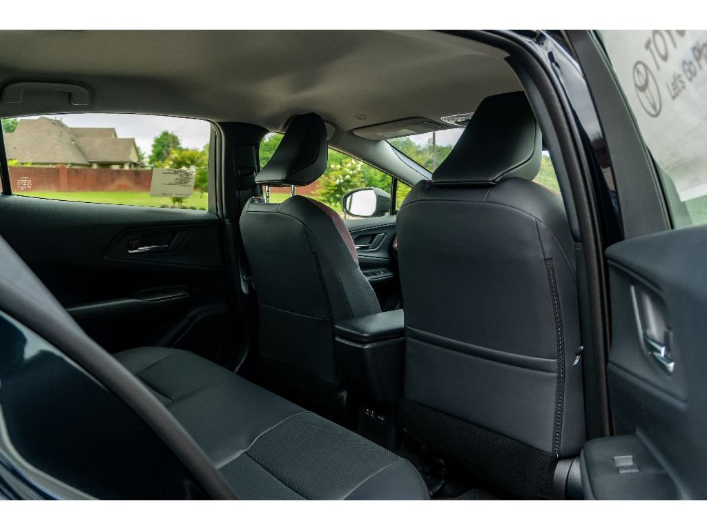 New 2026 Toyota Prius Plug-In Hybrid FWD image 16