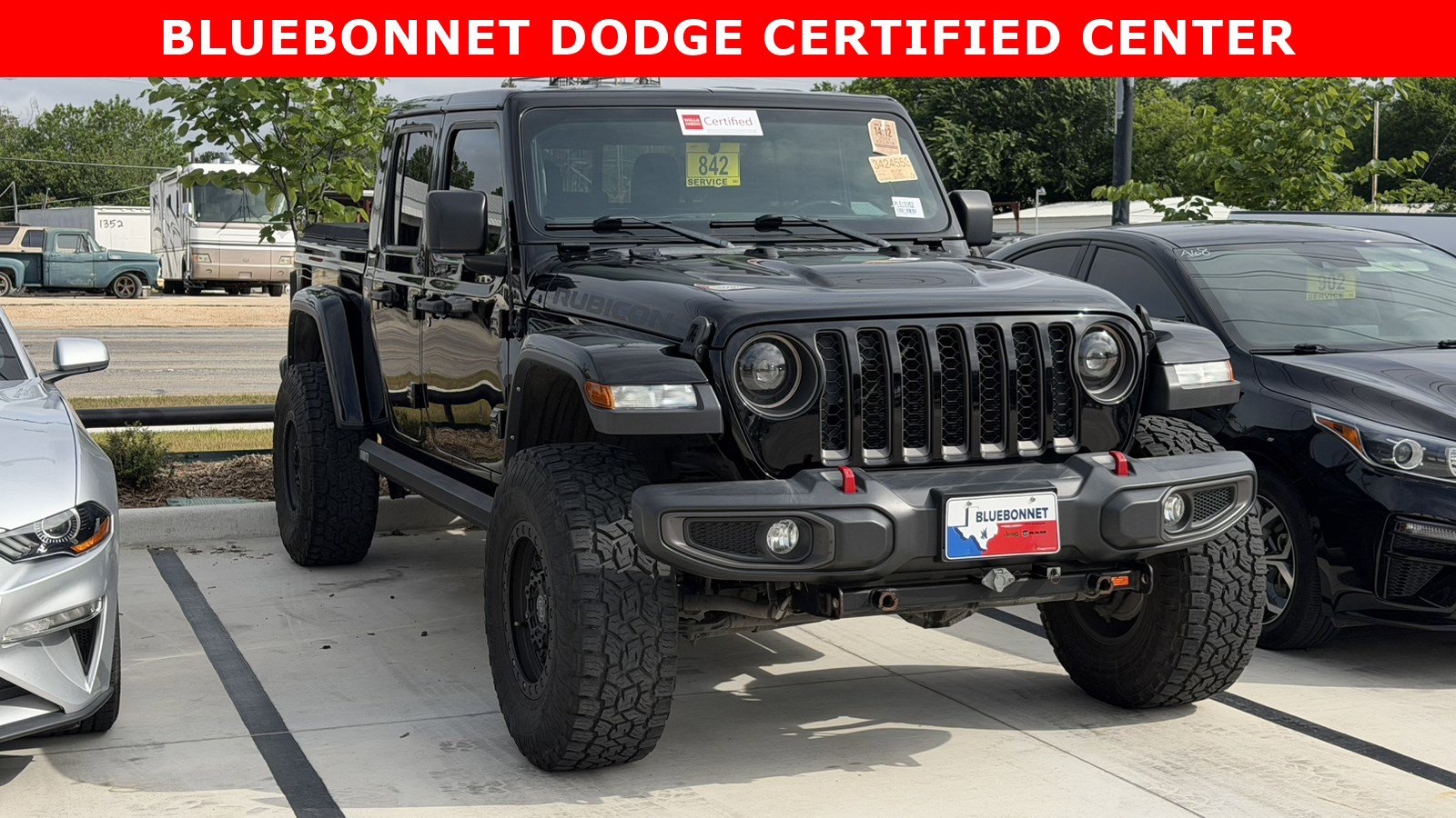 Used 2023 Jeep Gladiator Rubicon w/ Cold Weather Group AWD/4WD image 3