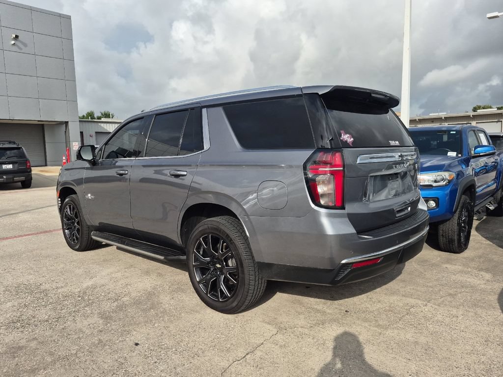 Used 2021 Chevrolet Tahoe LT w/ LT Signature Package RWD image 3