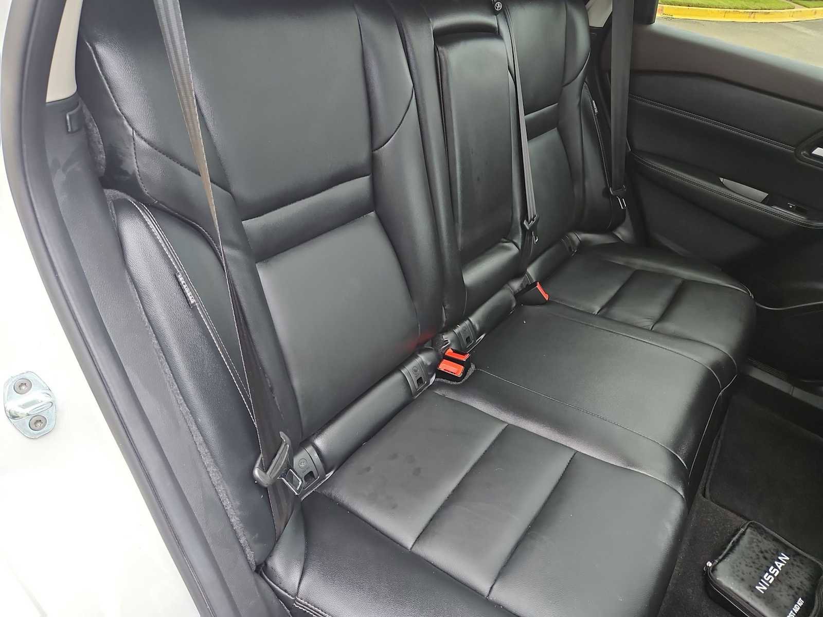Used 2023 Nissan Rogue SL AWD/4WD image 40