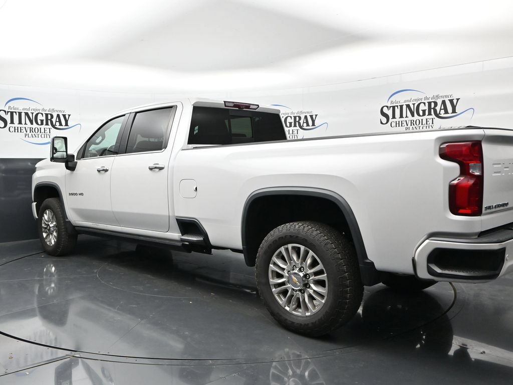 Used 2023 Chevrolet Silverado 3500 High Country AWD/4WD image 5
