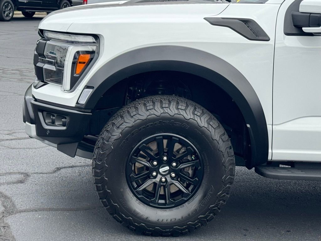 Used 2025 Ford F150 Raptor image 43