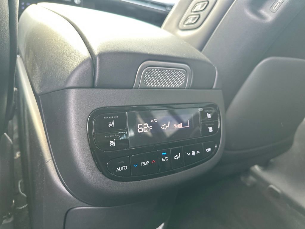 New 2026 Hyundai Ioniq 9 Limited image 16