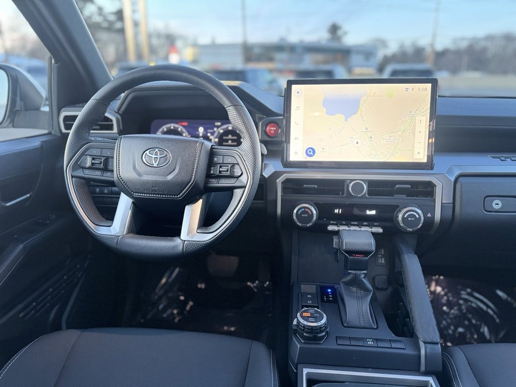 Used 2024 Toyota Tacoma TRD Off-Road image 12