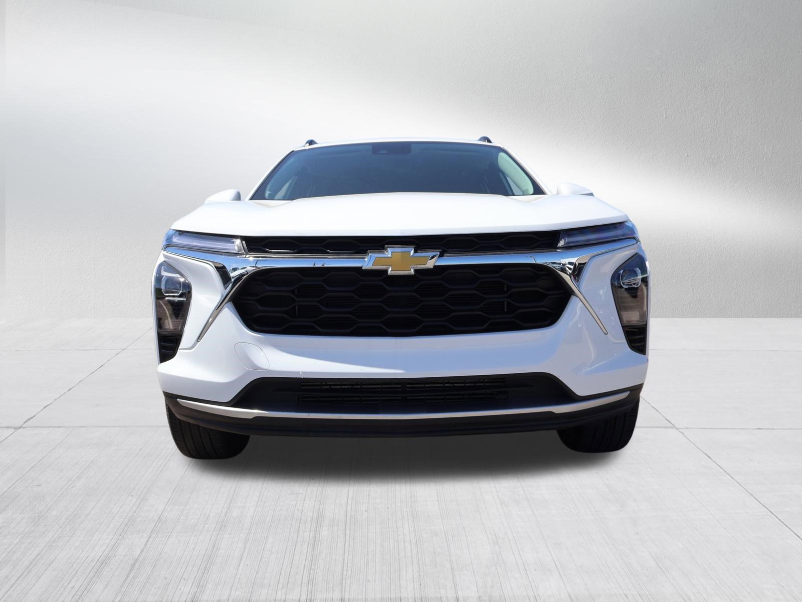 Used 2025 Chevrolet Trax LT w/ LT Convenience Package FWD image 7