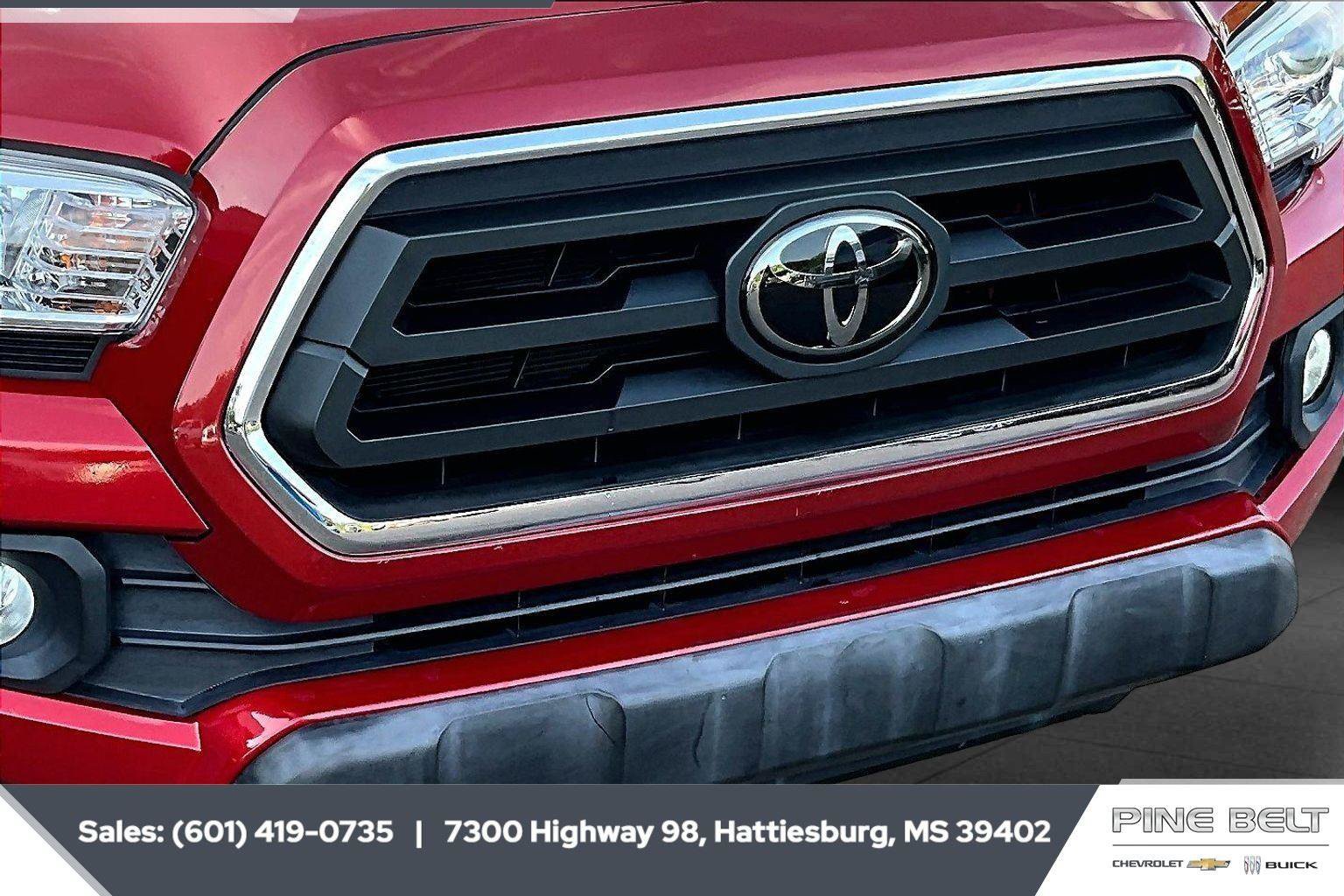 Used 2022 Toyota Tacoma SR5 RWD image 22