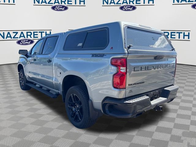 Used 2025 Chevrolet Silverado 1500 LT Trail Boss w/ Dark Appearance Package AWD/4WD image 5