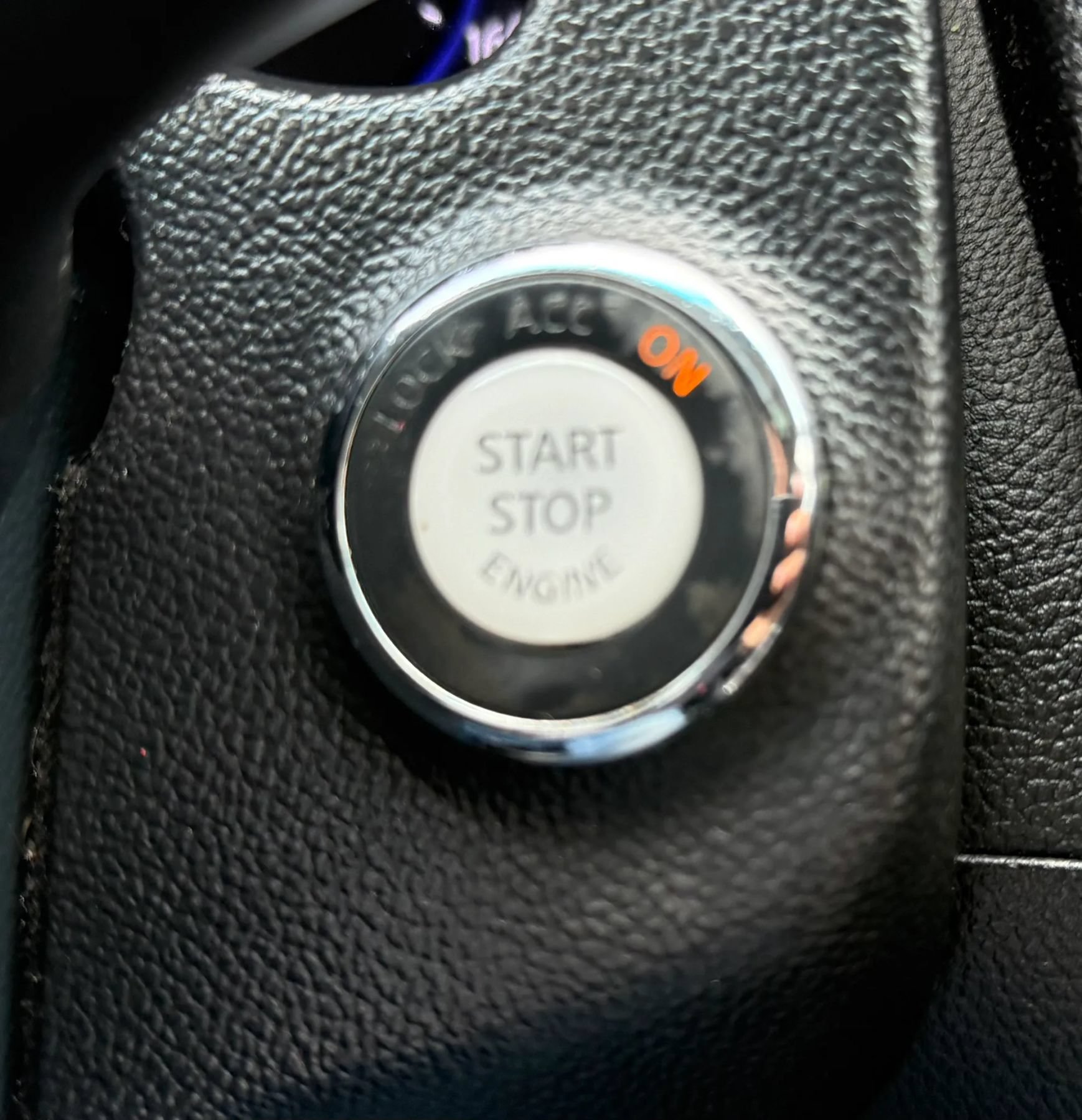 Used 2011 INFINITI G37 x Sedan w/ Premium Pkg AWD/4WD image 19